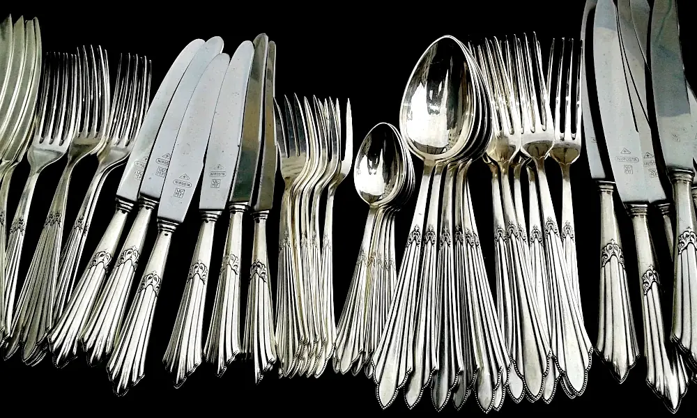 silverware etiquette